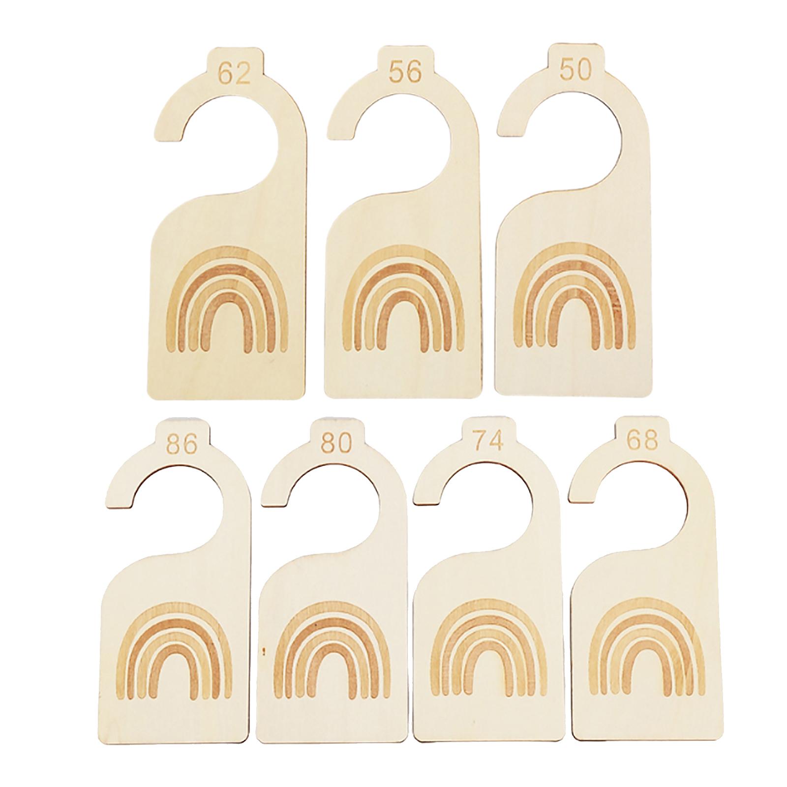 7x ベビー服サイズハンガーオーガナイザー 愛らしい木製衣類 - Baby Clothing Hanger Dividers のレビューと価格