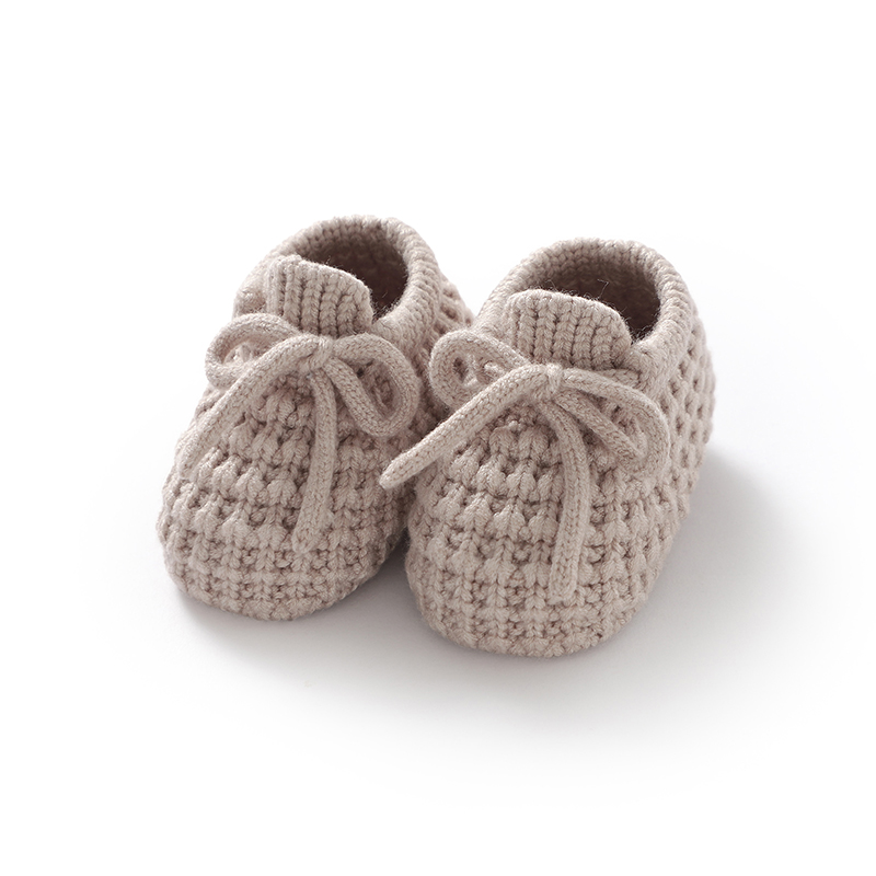 新生児ベビーシューズニット幼児少年少女寝具ブーツ 0-18  - Baby Clothing Yarn のレビューと価格